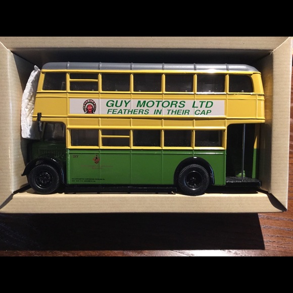 Corgi Classic British Bus Guy Arab Utility - New - Picture 4 of 4